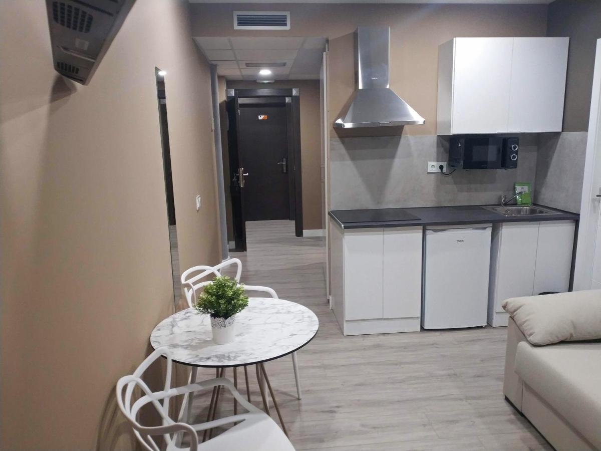 Apartamentos Hi Apartaments Santander 3000 Maliaño エクステリア 写真
